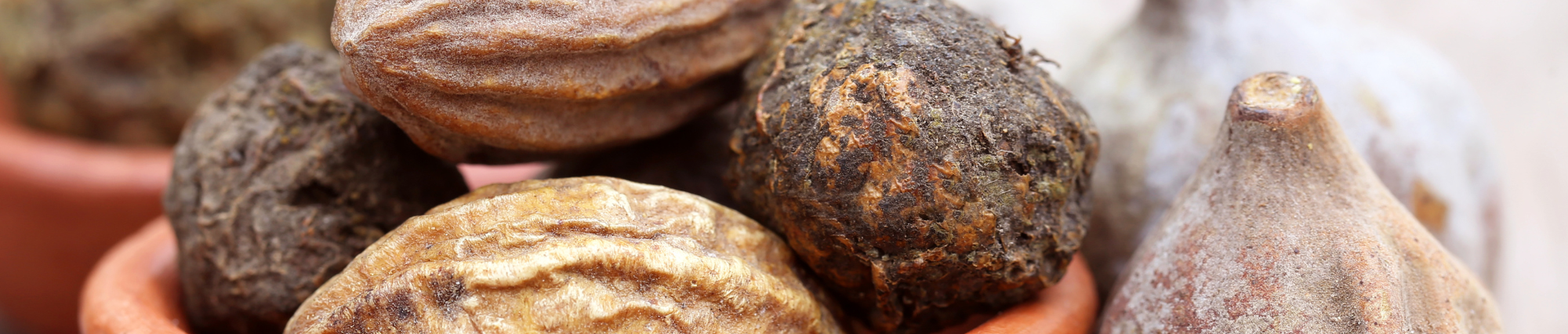 3. Prírodný doplnok na detox a trávenie – Triphala kapsuly od AyurDharma